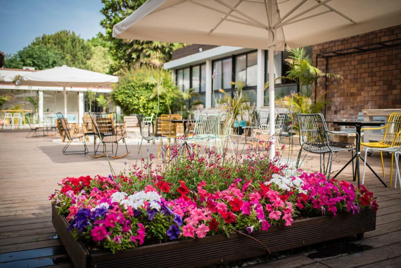Eden Inn Zichron Ja’akow Exterior foto